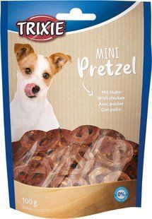Ласощі Trixie для собак "Mini Pretzels" крендель з куркою 100г 31656 фото